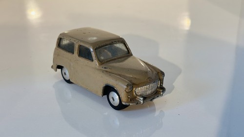 Corgi toys 206 hillman husky - #206,
