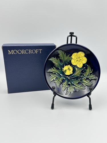 Boxed moorcroft buttercup - moorcroft,