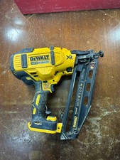 DeWalt XR 18V 16Ga Brushless Fix Nailer (DCN660N) (Tool Only)
