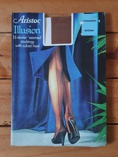Aristoc Illusion 15 Denier 'Seamed' Cuban Heel Nylon Stockings - M Corriander