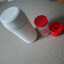 Easiyo yogurt maker With