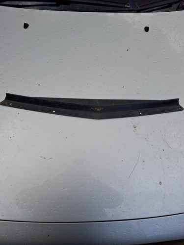 Front bumper spoiler lip - front,