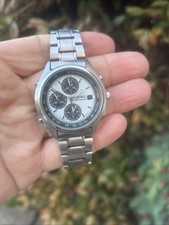 Seiko 7T32-7C60 Black on White