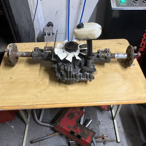 Transmission ride mower - on,