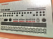 Roland  TR 909  A3 Drum