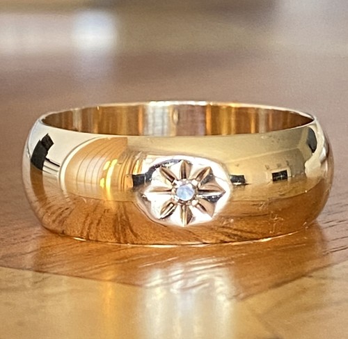 Gents 9ct gold diamond - 9ct,