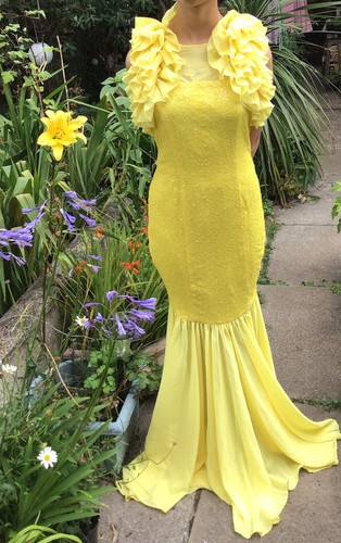 Stunning long sequinned - stunning,