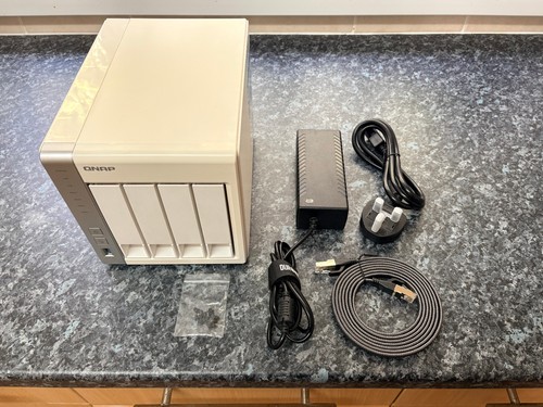 Qnap bay nas 431p - qnap,