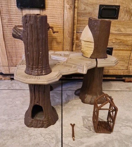 Vintage star wars ewok - ewok, village