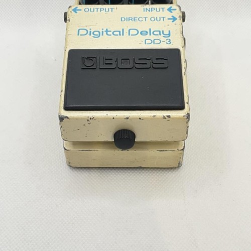 Boss digital delay guitar - dd-3,