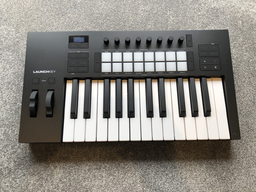 Novation launchkey mk4 - novation,