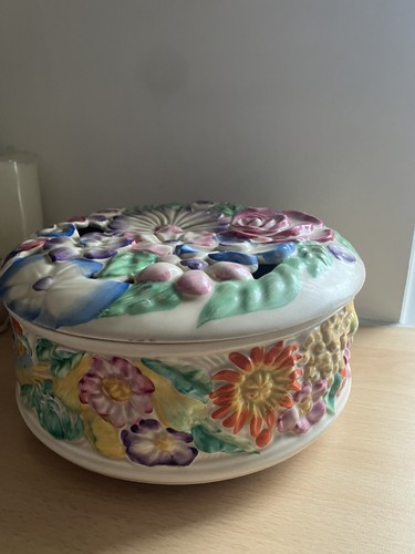 Clarice cliff pot with lid - pot,
