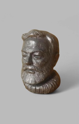 Ernest hemingway bust plaster - hemingway,