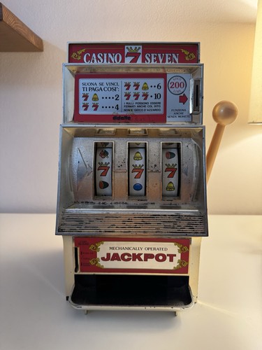 Casino seven - “casino, seven”