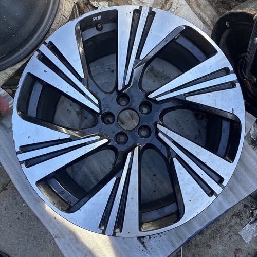 Genuine audi tron sq8 22 - genuine, 22"