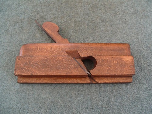 Tonguing moulding plane - tonguing,