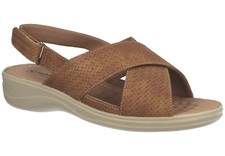 Cushion Walk Women's Low Wedge