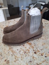 Penelope Chilvers suede boots