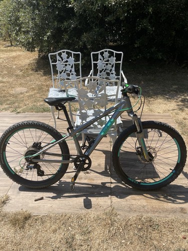 Cube acid racing - cube,
