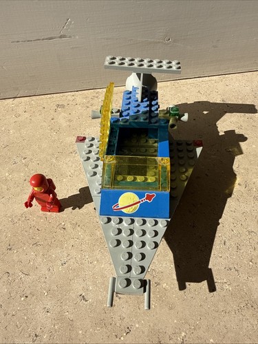 Lego space 918 one man - space,