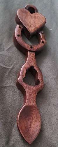 Vintage welsh wooden love - welsh,