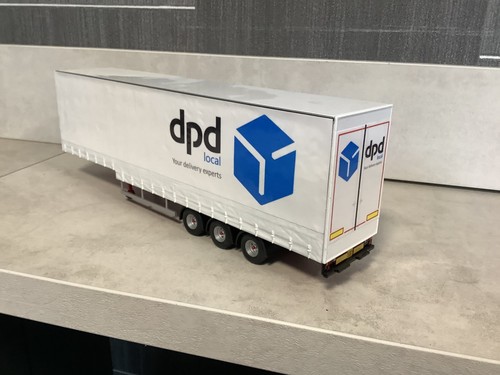 Corgi model truck scale - corgi,