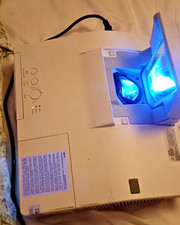 Hitatchi Short Throw Projector