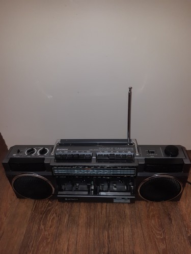 Hitachi trk w22e vintage - hitachi,