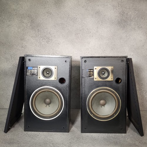 Pair vintage pioneer - pair,