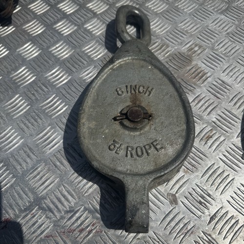 Vintage rope pulley block and - rope,