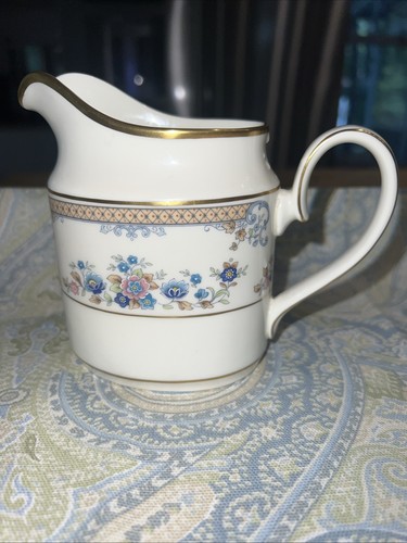 Minton avonlea bone china - avonlea,