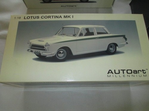 Autoart millennium ford - autoart, 1:18