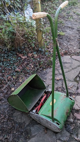 Vintage qualcast push mower - vintage,