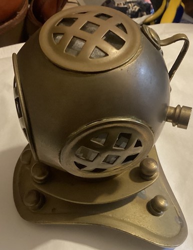 Miniature diving helmet - miniature,