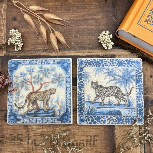 Antique style tiles leopard - antique,