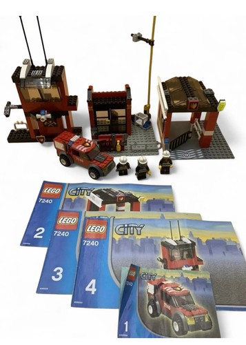 Lego 7240 fire station retired - lego,