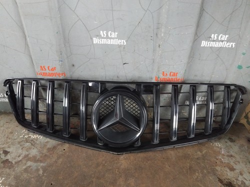 Mercedes w204 facelift black - w204,