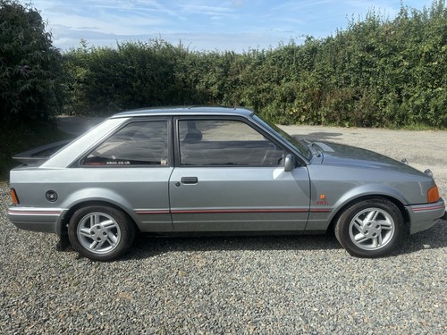 Ford escort xr3i rare early - escort,
