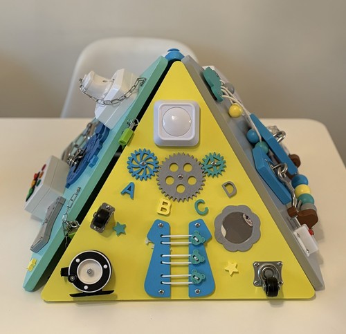 Montessori pyramid board motor - board,