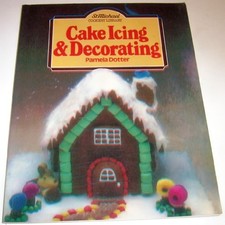 Cake icing and decorating (St