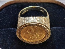1911 Half Sovereign 22ct Gold - In Ring Mount 9ct Gold - 11.8 grams