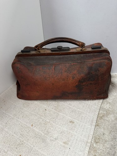 Antique doctors bag - antique,