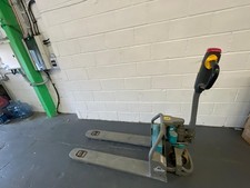 Jungheinrich Ameise PTE 1.3 Electric Pallet Truck – 1300kg Capacity Warehouse 
