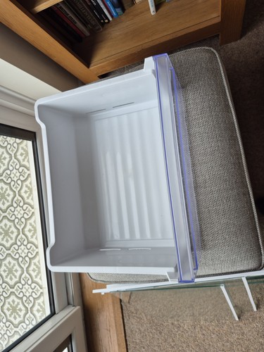 Zanussi fridge freezer drawer - zanussi,