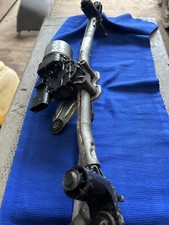 FIAT DOBLO 2011 FRONT WIPER MOTOR 