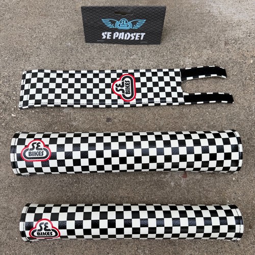 Racing bikes checkerboard - bikes,