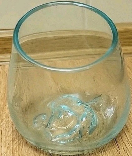 Quirky glass fish bowl with - fish,