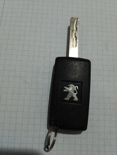 Genuine peugeot button - peugeot,