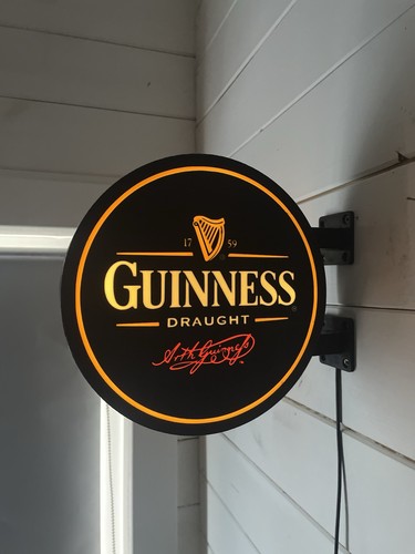 Guinness double sided wall - double,