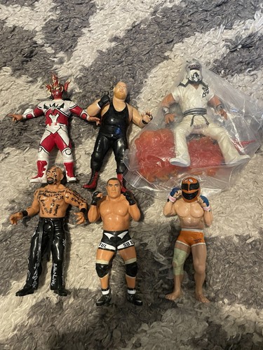 Charapro figure lot njpw - charapro,